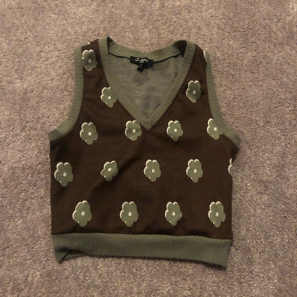 Sweater vest